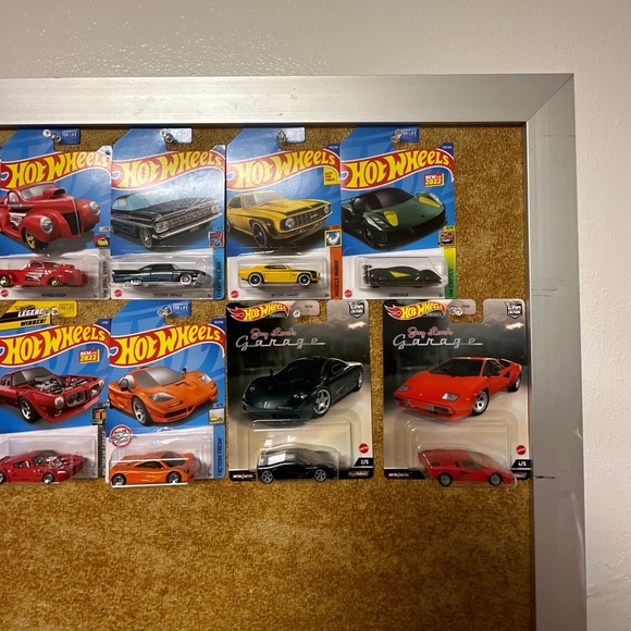 Hot Wheels - Picture 3 of 5